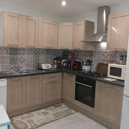 Le Triplex アパート *